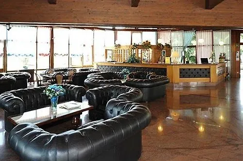 Hotel Royal Гарда